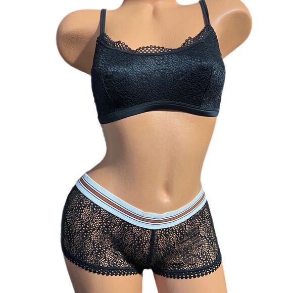 Victorias Secret set Unlined Scoop Neck lace bralette & Sheer Lace Short panty L - Picture 2 of 3